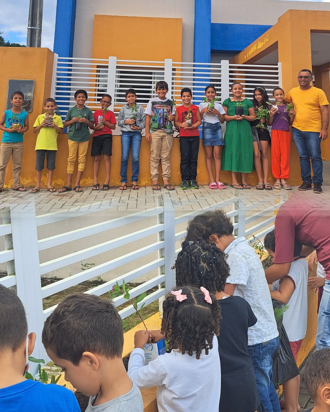 Alunos promovem ação de conscientização pelo Dia Mundial do Meio Ambiente