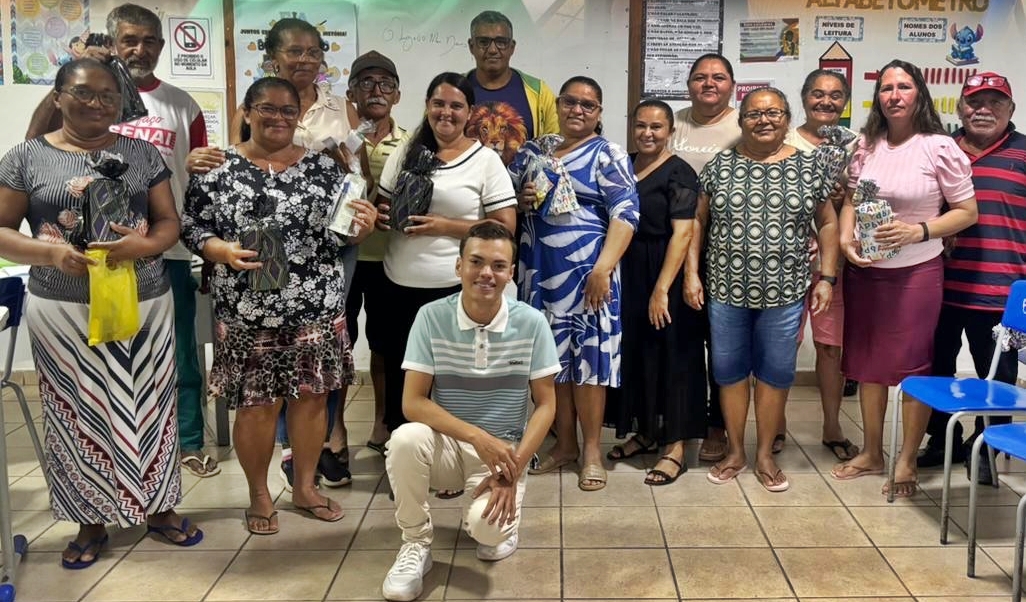 Curral de Cima celebra retorno das aulas da EJA e reforça compromisso com a educação